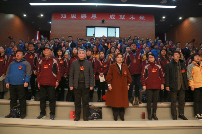 九州体育2019年度工作动员大会---舞蹈《花开树恩》